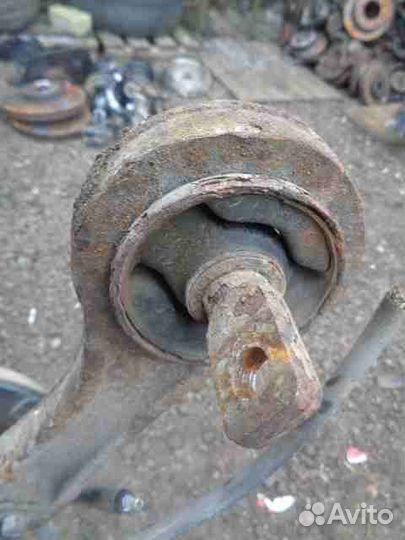 Балка задняя Mitsubishi Outlander XL