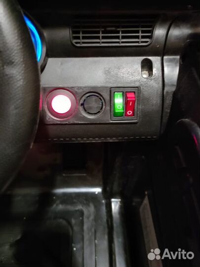 Детский электромобиль бу Jeep