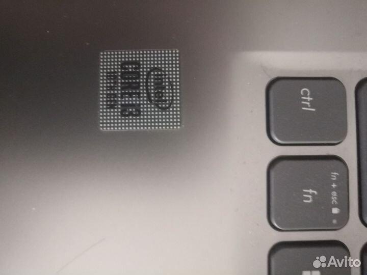 Ноутбук asus