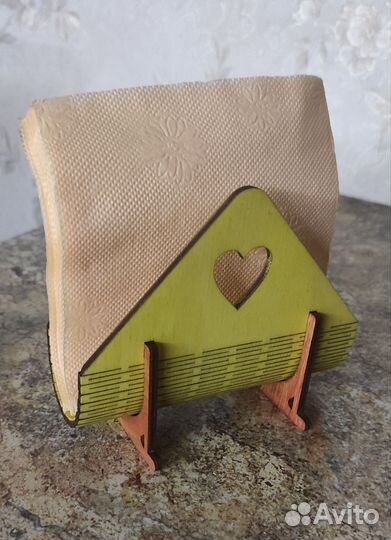 Салфетница деревянная