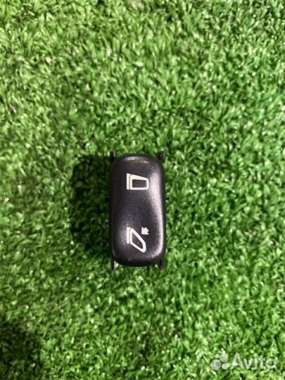 Кнопка складывания наружных зеркал Mercedes-Benz