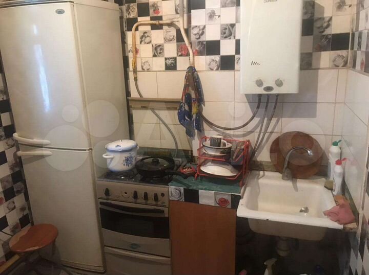 Комната 28 м² в 2-к., 1/4 эт.