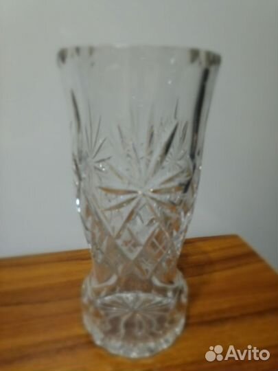 Ваза хрустальная