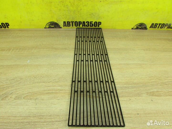 Решетка радиатора VW Passat B6