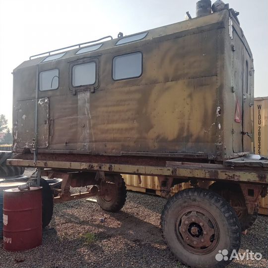 Продам прицеп на базе ЗИЛ (с будкой)