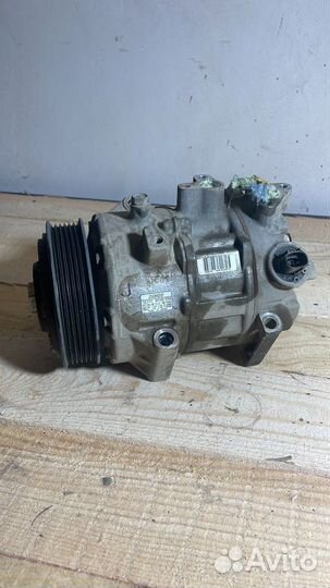 Компрессор кондиционера Toyota Camry V 75