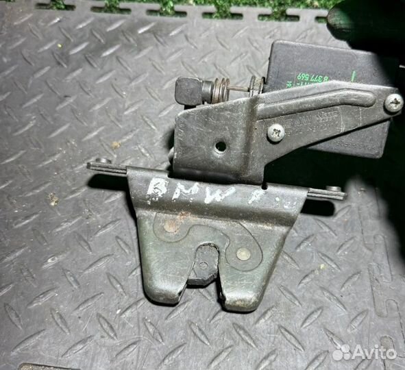 Замок багажника Bmw 5 E39 седан 1999