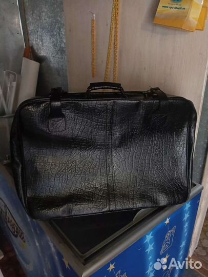 Кожаный чемодан СССР