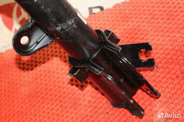 Амортизаторы передние Kia Sportage 2