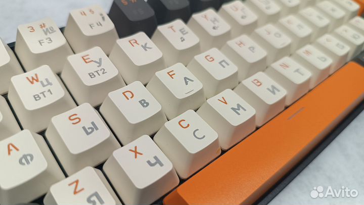 Механическая клавиатура беспроводная
