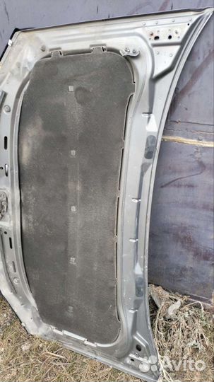 Продам капот на Фольксваген Тауран