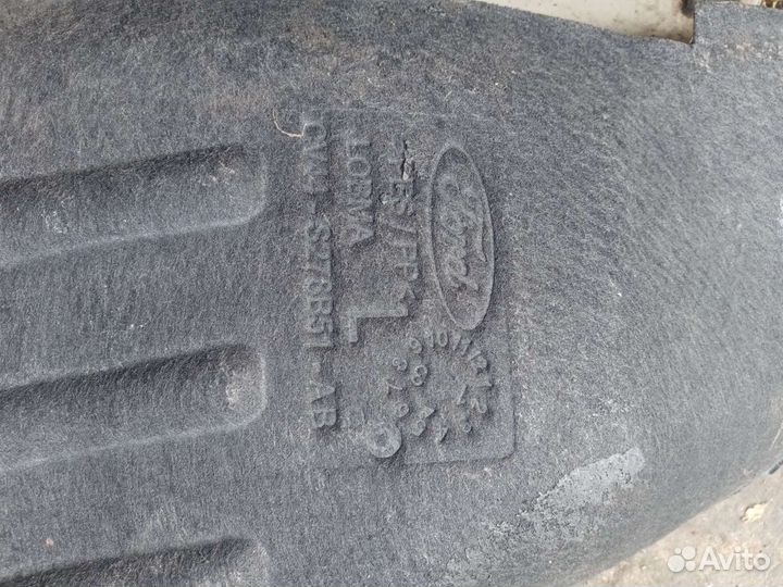 Подкрылок форд Куга (валенок)