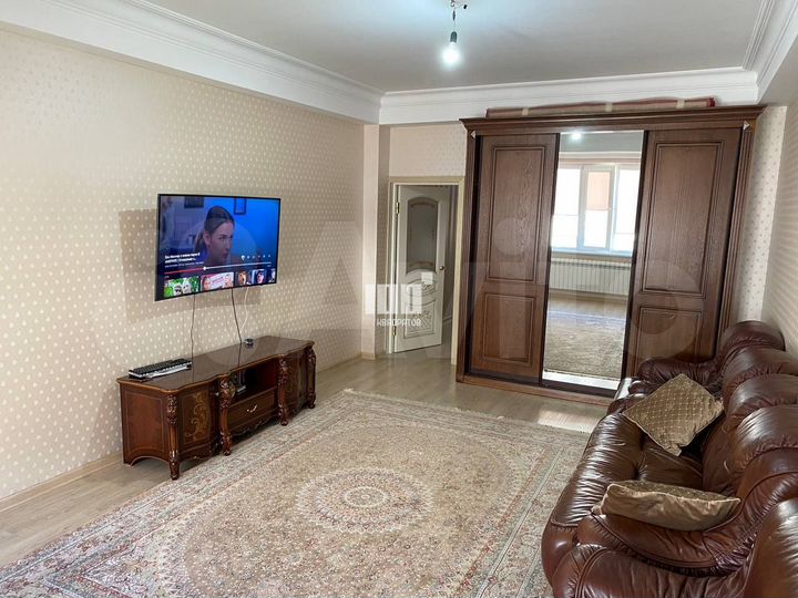 2-к. квартира, 82 м², 5/6 эт.