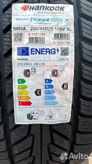 Hankook Winter i'cept iON X IW01A 255/45 R21 106V