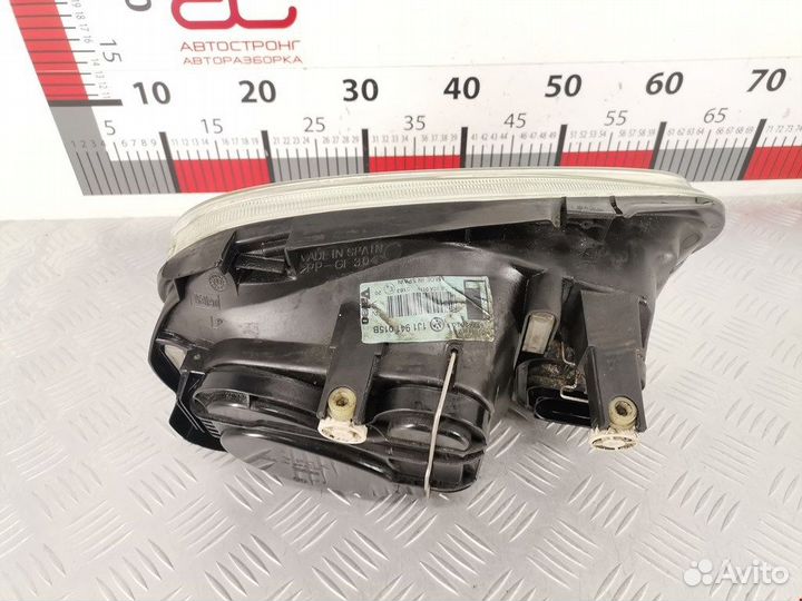 Фара передняя для Volkswagen Golf 4 1J1941017F