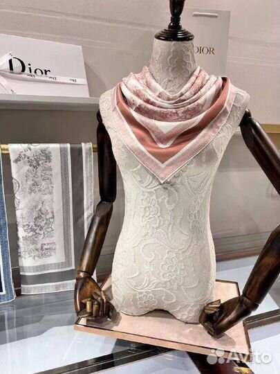 Платок Christian Dior