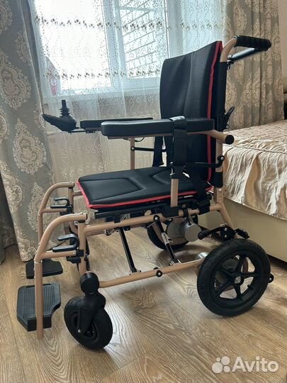 Легкая электроколяска с пультом ду Compact 15