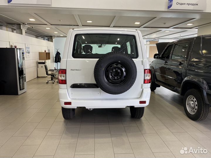 УАЗ Patriot 2.7 МТ, 2024