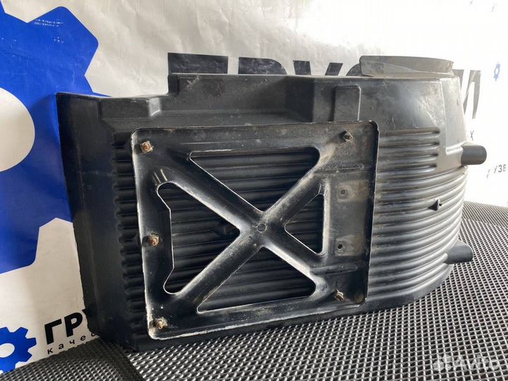 Крыло кабины левое Volvo FH4 82110404