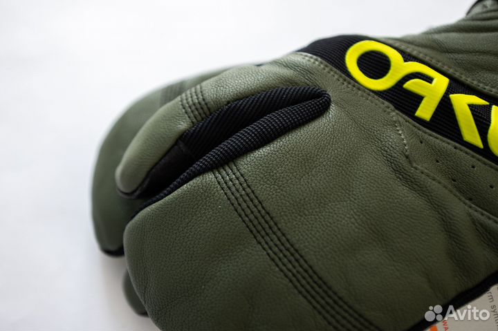 Варежки Oakley Factory Winter Trigger II