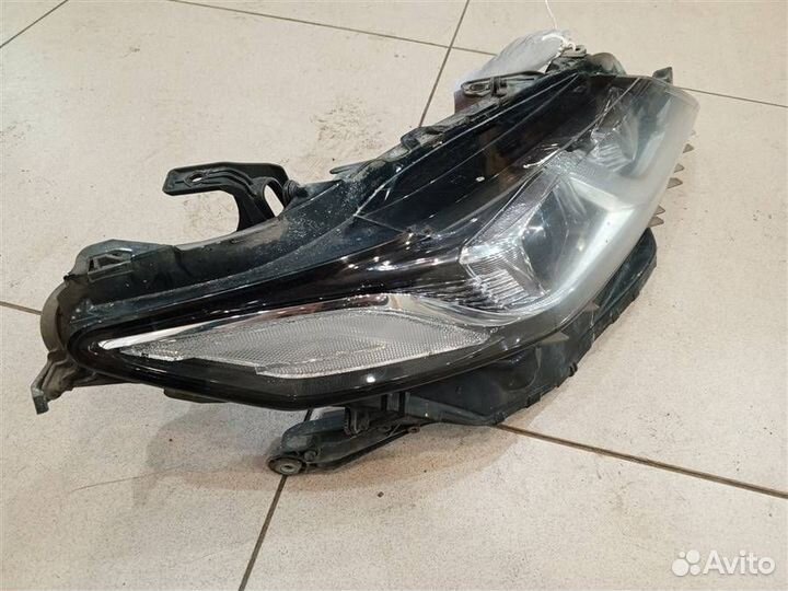 Фара правая Toyota Camry XV70 2017