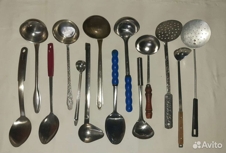 Шумовки, половники, лопатки