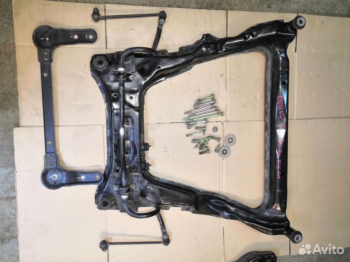 Балка передняя подрамник Nissan X-Trail T31