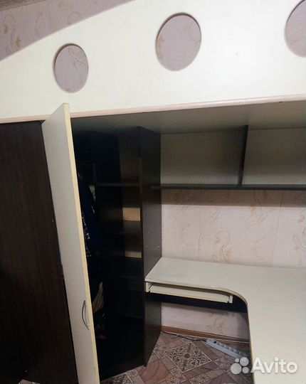 Детский уголок с кроватью