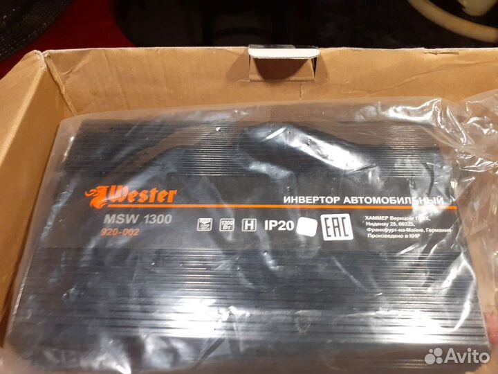 Автомобильный инвертор с 24 на 220