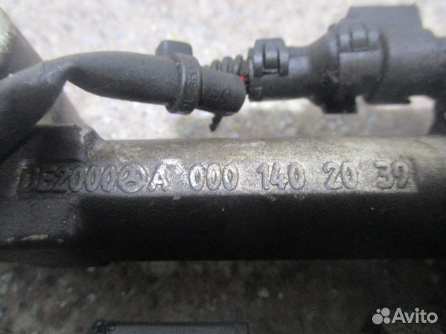 Клапан ограничения давления системы Adblue Mercede