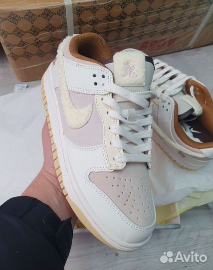 Кроссовки Nike Dunk Low Year Of The Rabbit