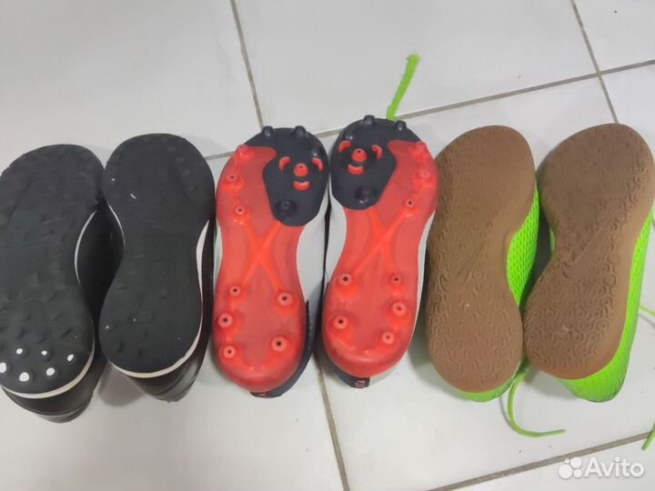 Футзалки, бутсы, шиповки