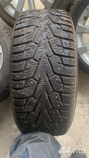 Yokohama Ice Guard Stud IG55 245/45 R17 99T