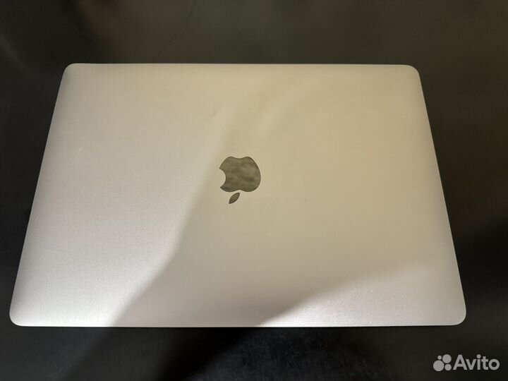 Apple macbook pro 13 2020 m1 8gb 256gb