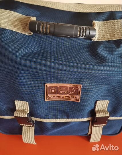 Термосумка и комплект посуды Camping World