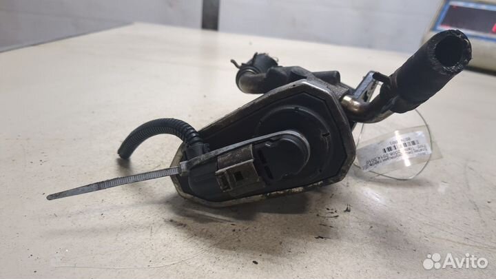 Клапан рециркуляции газов Ford Transit, 2010