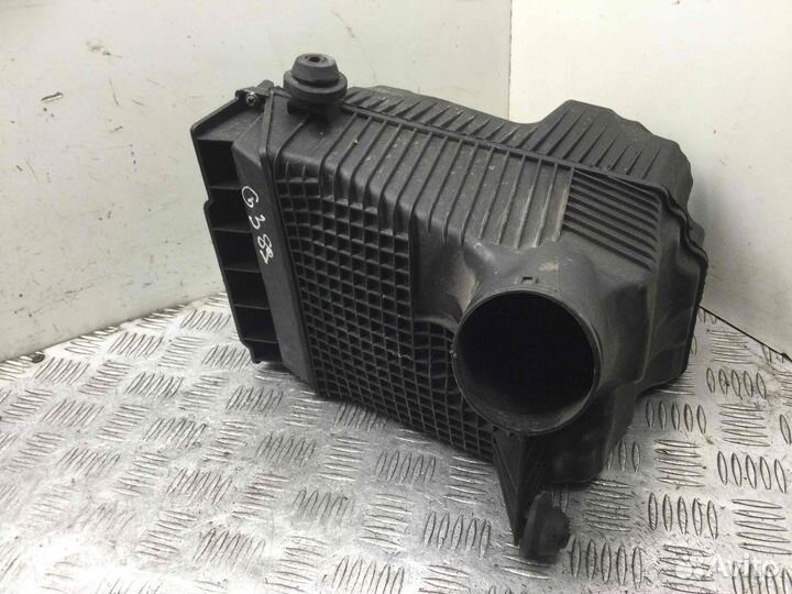 Корпус воздушного фильтра Ford Escort F4B