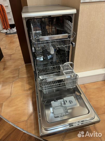 Посудомоечная машина Whirlpool