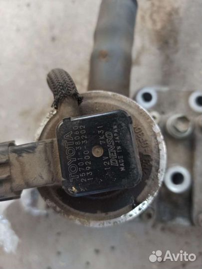 Клапана егр Lexus LX 570 3UR-FE