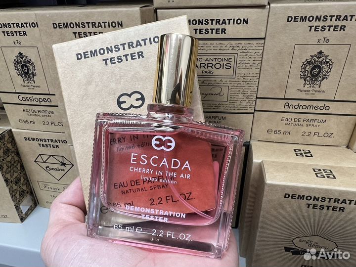 Cherry in the air escada