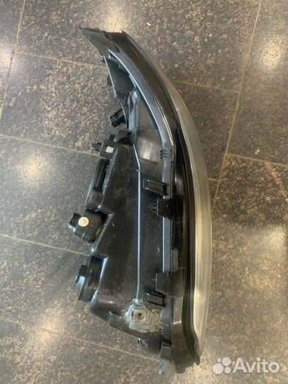 Volvo s60 фара ксенон