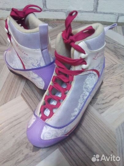 Коньки фигурные детские