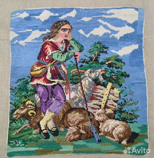 Две вышитые картины