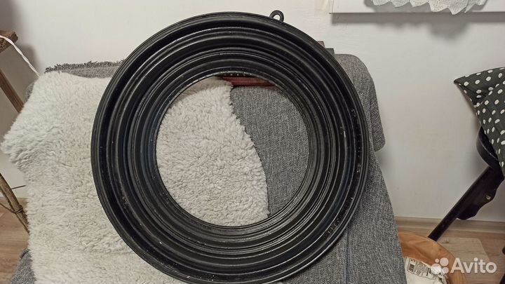 Рама круглая для зеркала деревянная в наличии