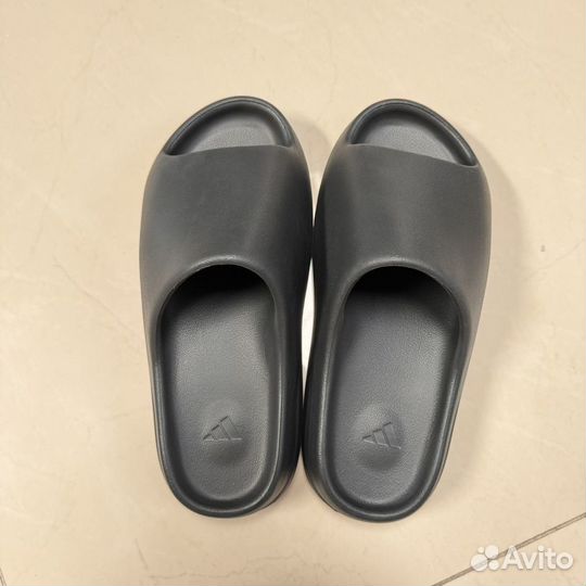 Adidas yeezy slide 42 размер