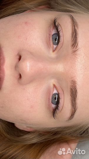 Наращивание ресниц и оформление бровей