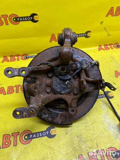 Кулак задний левый Hyundai Elantra HD G4FC 2009