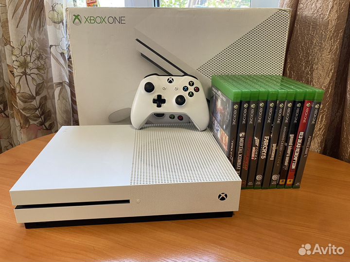 Xbox One S 500гб