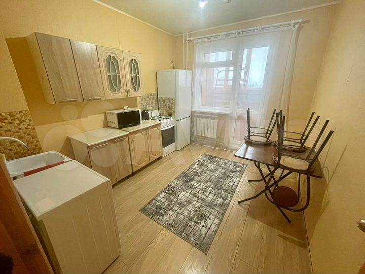 1-к. квартира, 50 м², 1/3 эт.