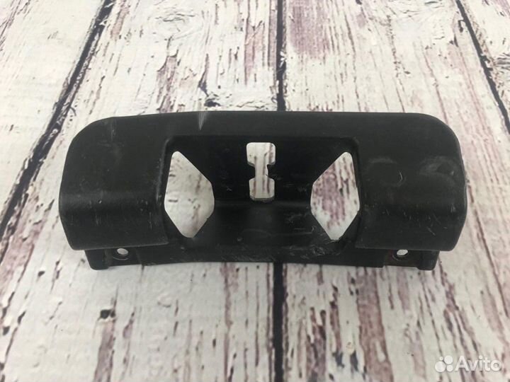 Накладка замка багажника xray иксрэй